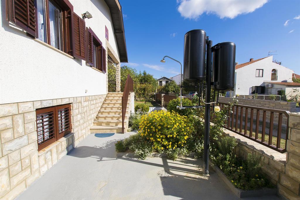 Apartment Danica Nin Exterior foto